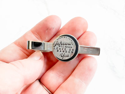 Jehovah Will Never Leave You Tie Clip Silver