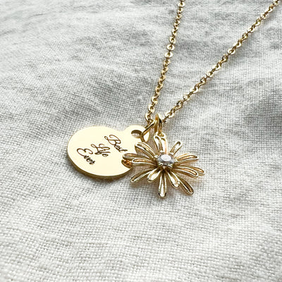 Best Life Ever Daisy Gold Necklace