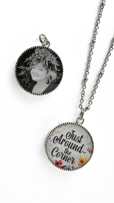 Just Around The Corner Double Sided Necklace - GINGERS