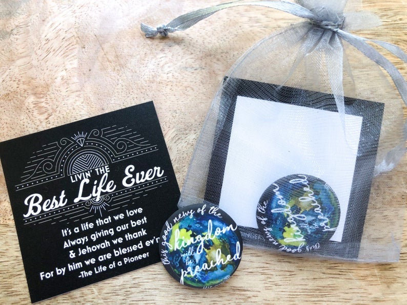 Best Life Ever and This Good News Gift Bags - Pins - GINGERS