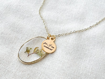 For I Am Convinced Dried Flower Gold Necklace - GINGERS